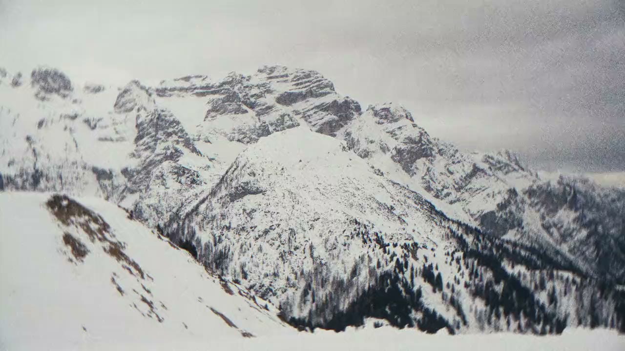 A Skiing Day – Short film: video di Andrea Cosi